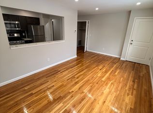 1346 Victory Blvd #1, Staten Island, NY 10301