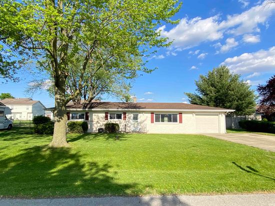 207 Eastland Dr, Lafayette, IN 47905