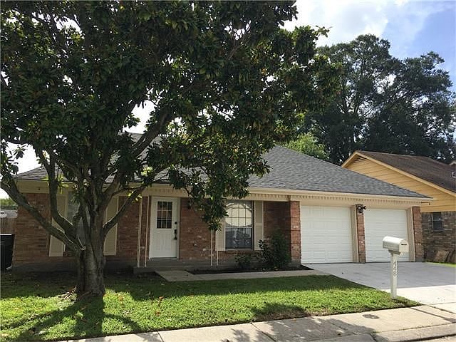 1st image of 448 Aurora Oaks Dr