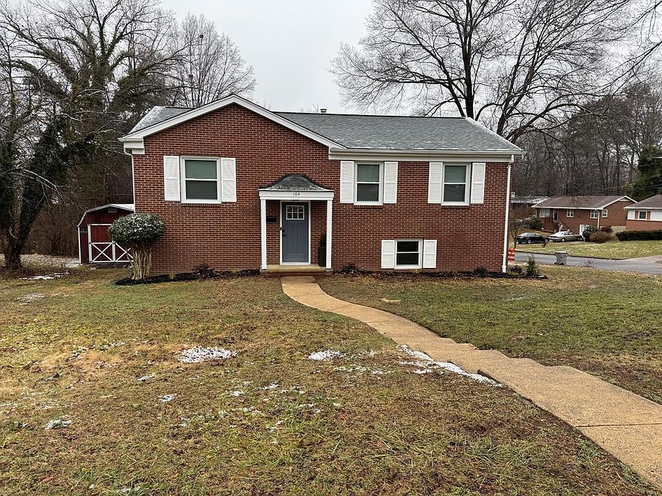 1st image of 104 Robindell Ct