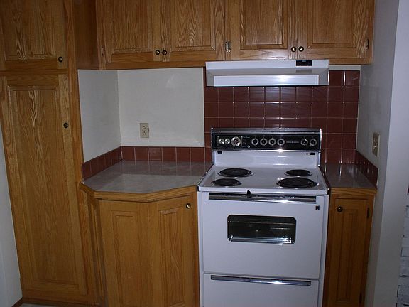 Lots of counter and cabinet space
