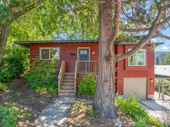 650 W 25th Pl, Eugene, OR 97405