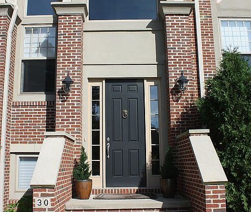 3rd image of 30 Astor Pl