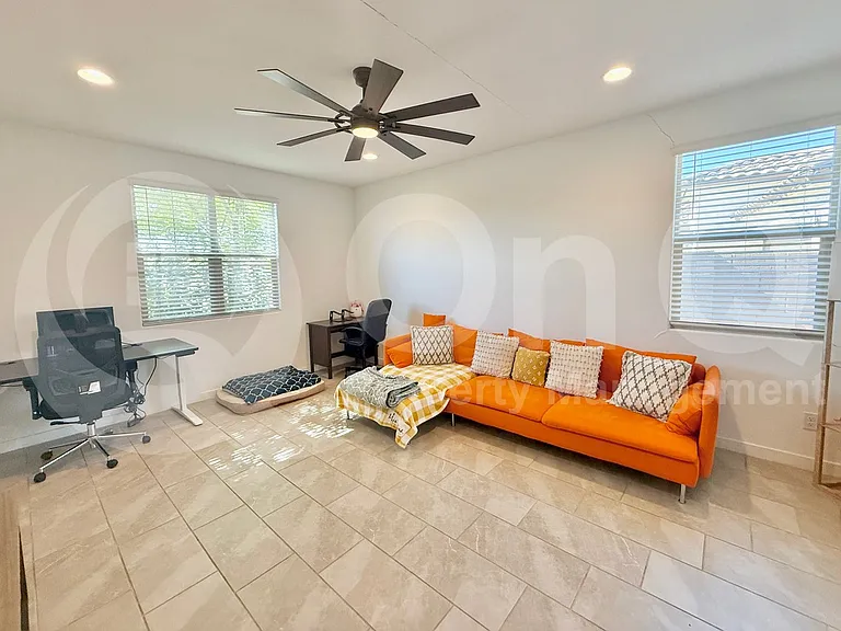 519 S Avocet St — Photo 10