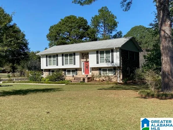 3931 Valley Bend Dr, Moody, AL 35004