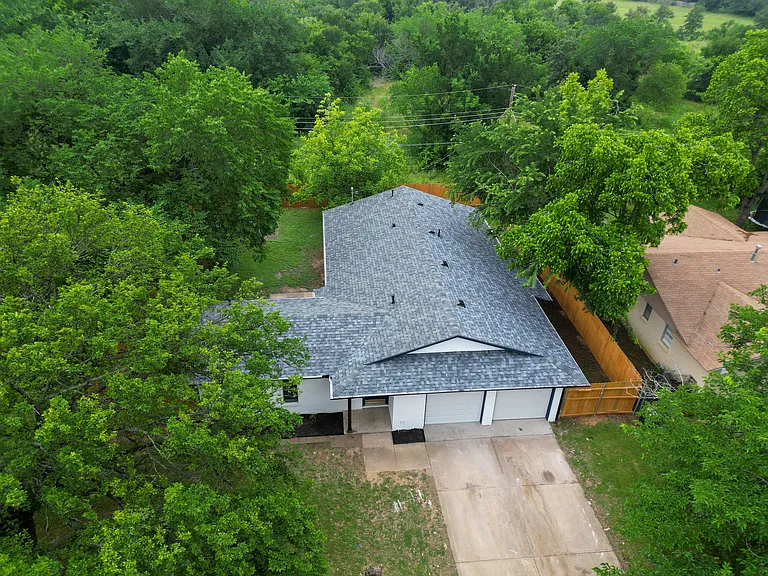 3812 David Ln — Photo 43