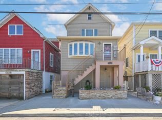 20 W 18th Rd, Broad Channel, NY 11693