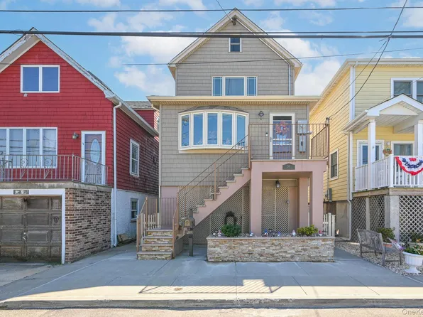 20 W 18th Road, Broad Channel, NY 11693