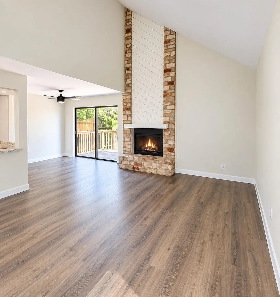 2 bed, 2.0 bath, 1036 sqft, $2,495 — Photo 1