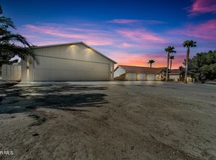 8433 Prospect St, Mojave, CA 93501