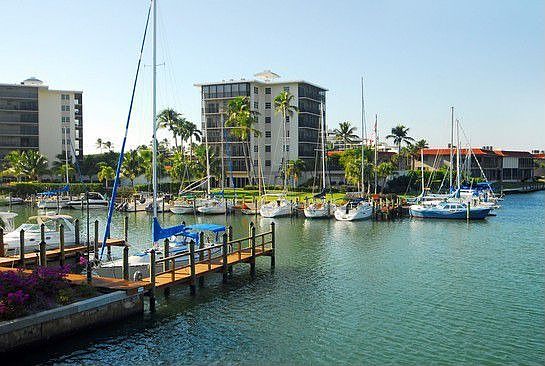 3rd image of 2170 Gulf Shore Blvd N #64