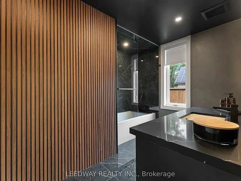 24410 Thorah Park Blvd — Photo 22