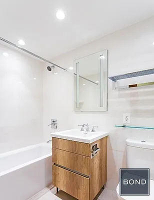 Rented by Bond New York | media 16