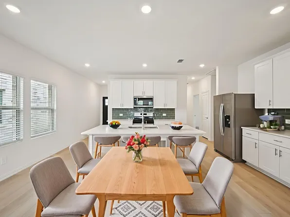 612 Clover Creek Dr, McKinney, TX 75071