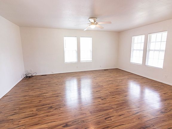 3rd image of 133 Tres Lagos Blvd