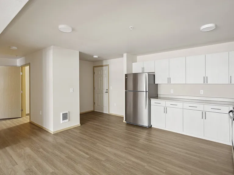 Four Corners Apartments — Photo 23