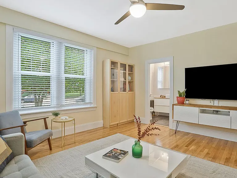 1954 Columbia Rd NW #101 — Photo 16
