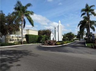 4500 SW 68th Court Cir APT 3, Miami, FL 33155