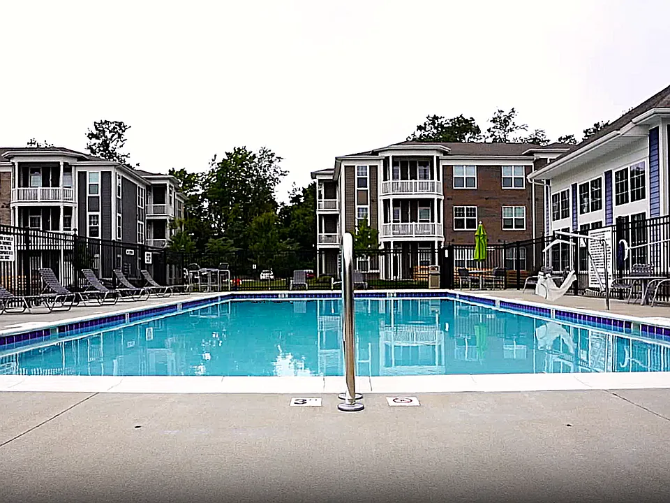 Canal Flats Apartments