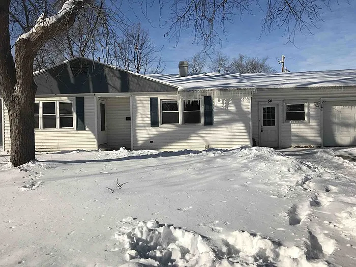 54 Hickory Dr photo 1