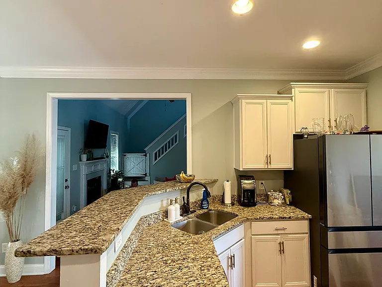 204 River Oats Ct — Photo 9