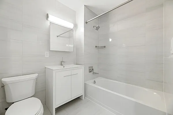 Rented by REAL New York | media 9