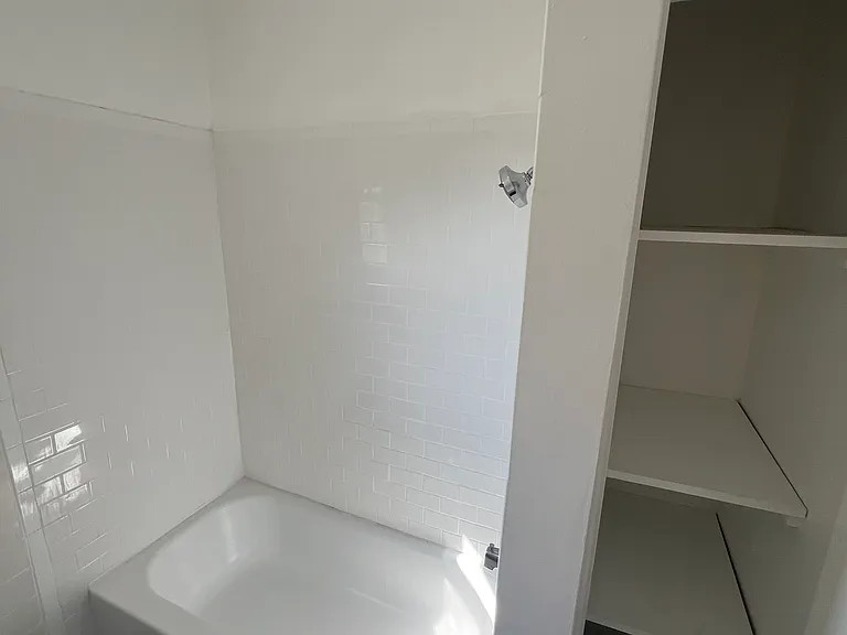 130 Park Ave — Photo 13