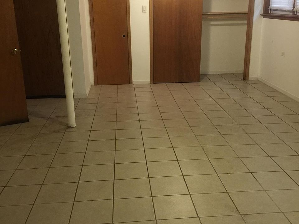 1st image of 5405 S Lockwood Ave #1