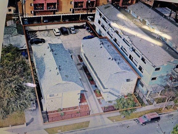 4th image of 6641 Hammond Ave #2