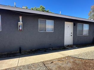 21400 Golden Hills Blvd APT B, Tehachapi, CA 93561