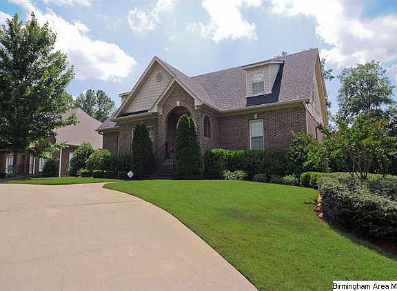 2nd image of 7512 Surrey Ln