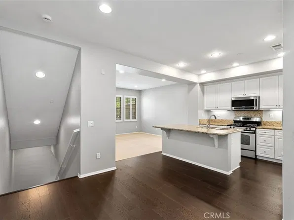117 Silverado, Irvine, CA 92618