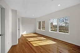 172 Kimball Ave #2B — Photo 9