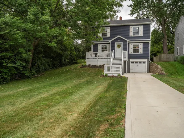 215 W Circle Ave, Washington Court House, OH 43160