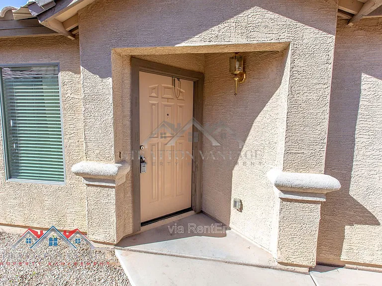 4149 E Azurite Rd — Photo 5