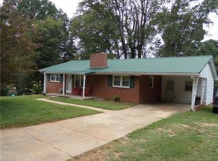 4355 Pawnee St, Winston Salem, NC 27105