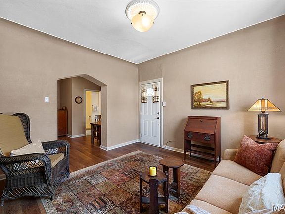 5th image of 517 Jeffords St