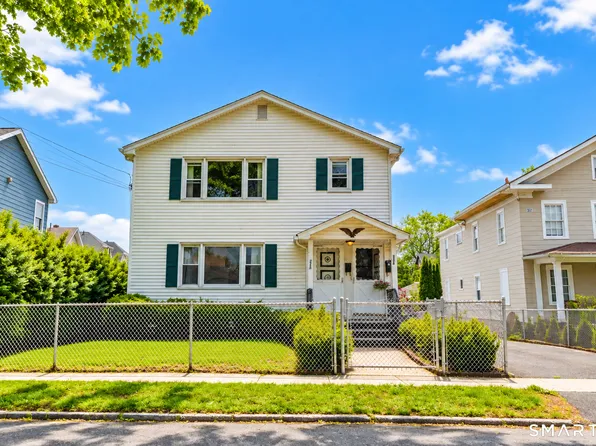 326 Grovers Ave, Bridgeport, CT 06605