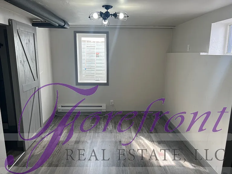 232 S Kenwood St — Photo 10