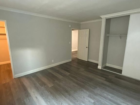 5th image of 18618 Clark St #15
