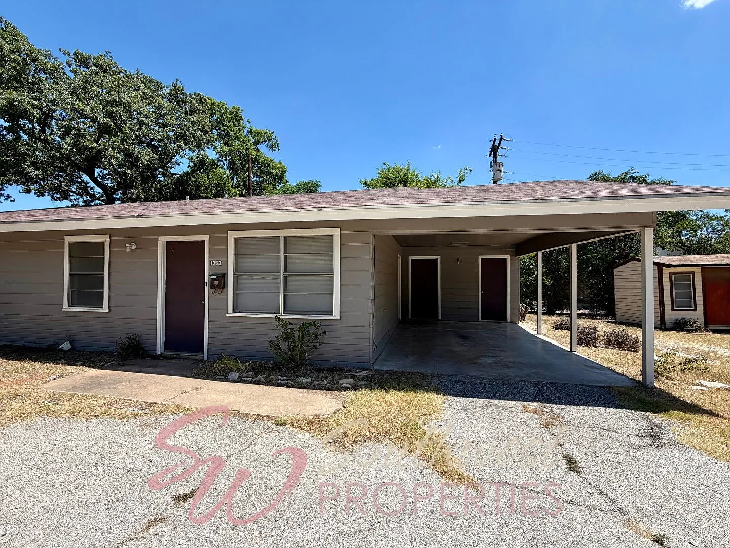 2 bed, 1.0 bath, 1200 sqft, $1,100 — Photo 2