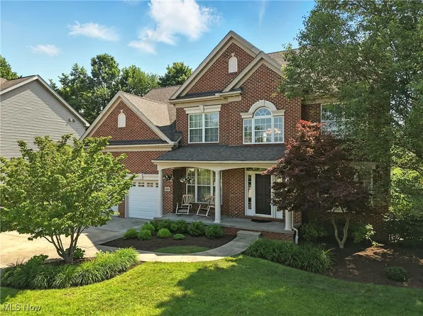 10421 Tolland Dr, Aurora, OH 44202