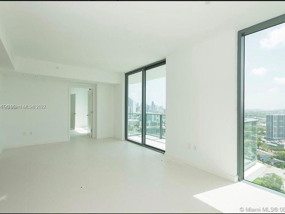 1st image of 501 NE 31st St Unit 2709