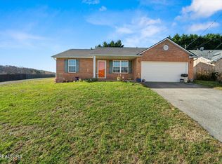 6709 Puritan Ln, Corryton, TN 37721