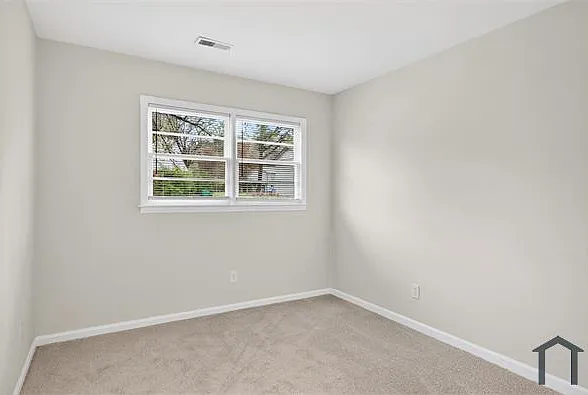 2637 Dalecrest Dr — Photo 7