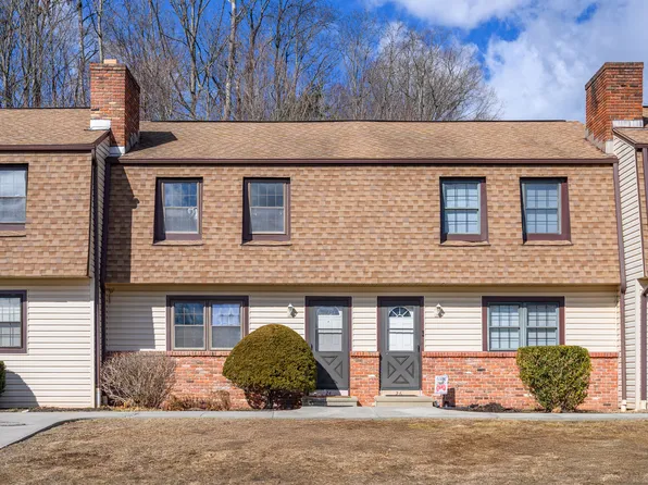 24 Homestead Lane #24, Brookfield, CT 06804