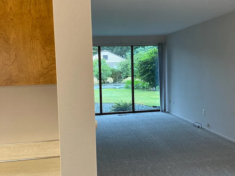 7411 60th Pl NE — Photo 3