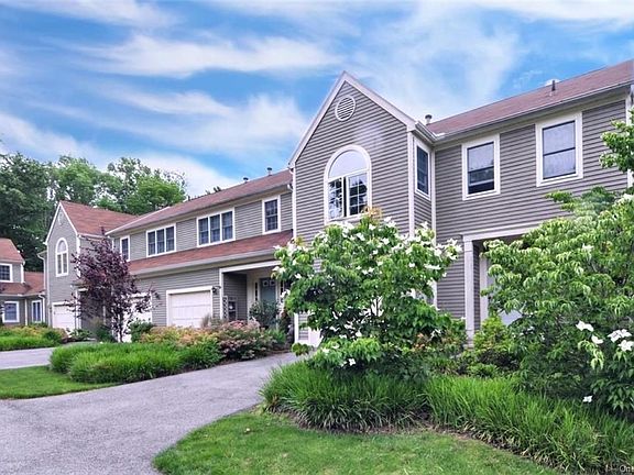 3rd image of 4506 Victoria Dr