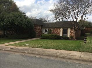 9109 Summer Glen Ln, Dallas, TX 75243