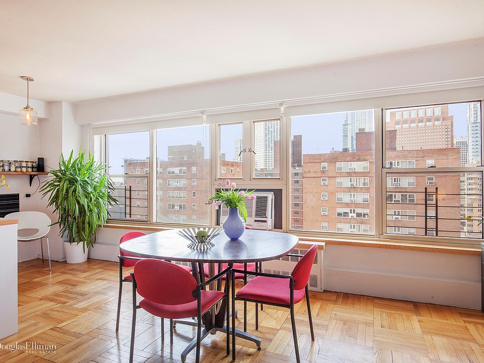 1st image of 130 Saint Edwards St APT 14B